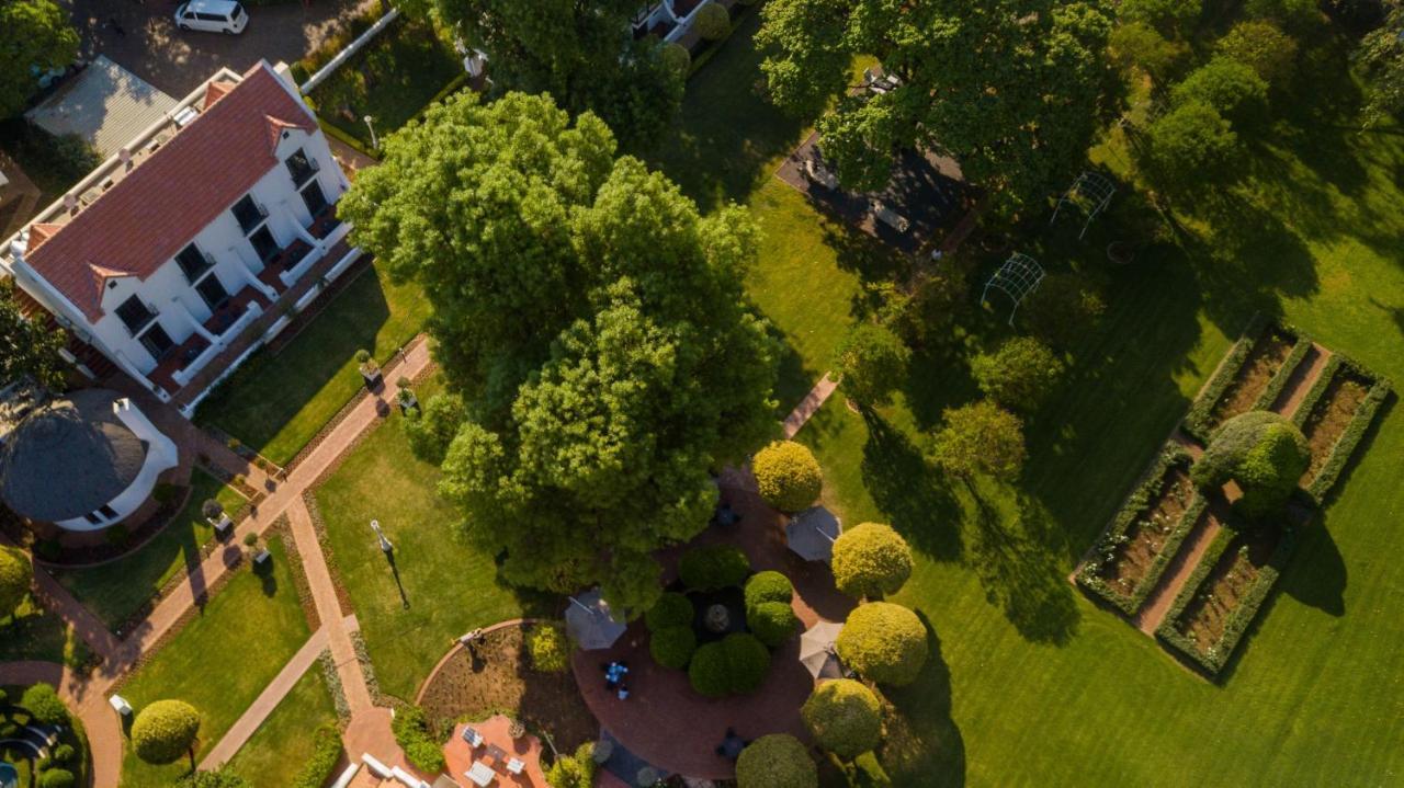 River Meadow Manor Centurion Exterior photo